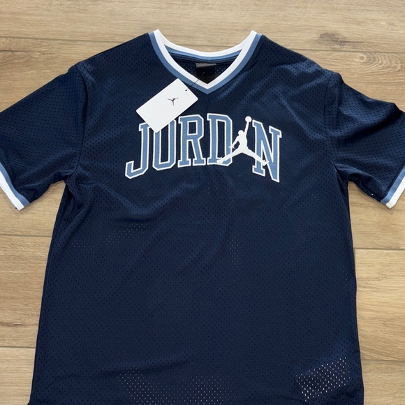 Jordan Other - Jordan boys youth XLarge  Navy and White Jersey new with tags